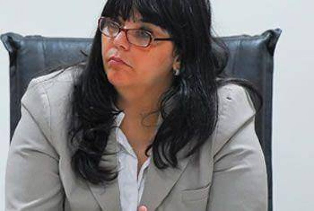 RESTITUYEN A LA JUEZA QUE DI PIERRO ACUS� DE LIBERAR PRESOS POR TEL�FONO