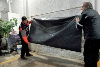 Llanos afirm� que crece la demanda de garrafas y le�a en la ciudad