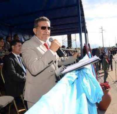 En el cumplea�os de La Rioja, anuncian obras por $3.200 millones