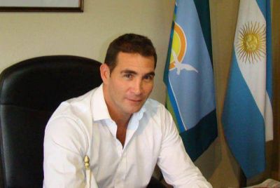 Tres L�neas mano a mano con Patricio Hogan: 