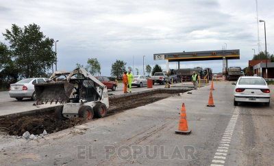 Realizan obras en el peaje para evitar accidentes