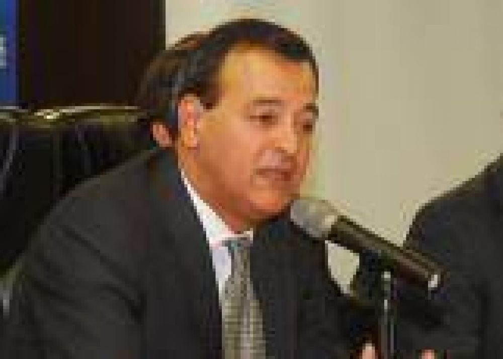 La Plata: �Me pone contento que la UCR est� nuevamente en la consideraci�n de la gente�, dijo Panella (UCR)