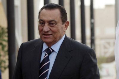 Condenaron al ex presidente egipcio Hosni Mubarak a tres a�os de prisi�n