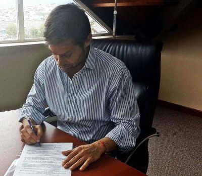 Sciurano firm� convenio para erradicar casos de violencia contra la mujer 