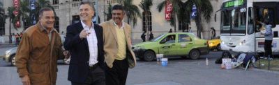 Cr�tico con De la Sota