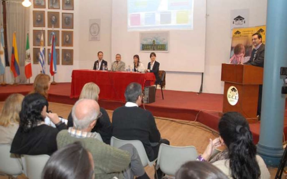 Detallaron los alcances del programa nacional de becas
