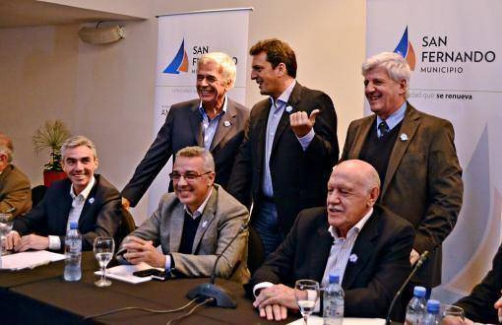 Massa y de la Sota ya hablan de una agenda en com�n