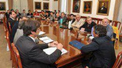 Urribarri convoc� ayer a legisladores de ambas c�maras