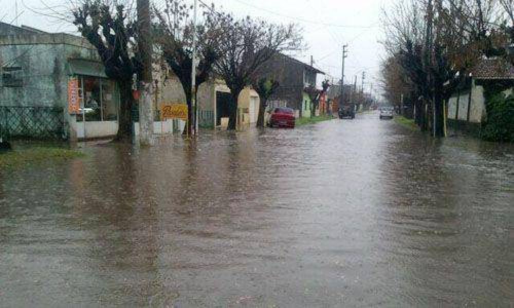 La lluvia en Pilar vuelve a dejar evacuados