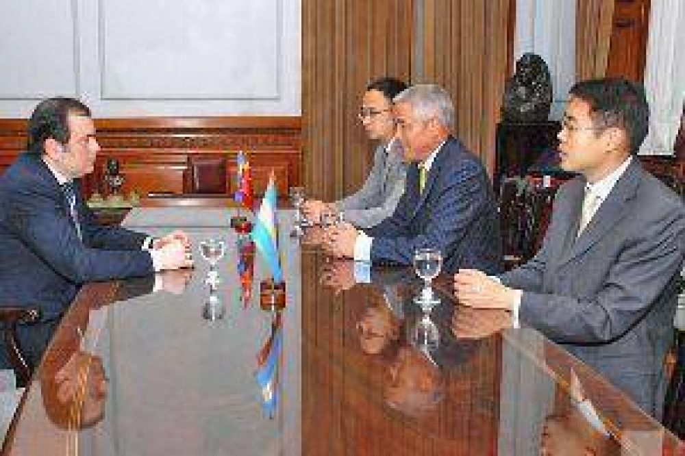 La provincia busca afianzar un acuerdo agr�cola con China