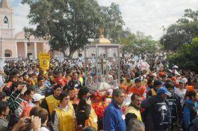 Invitan a participar de la fiesta grande del Se�or de Mail�n