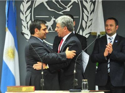 El Gobernador le tom� juramento a la nueva plana mayor de la Polic�a