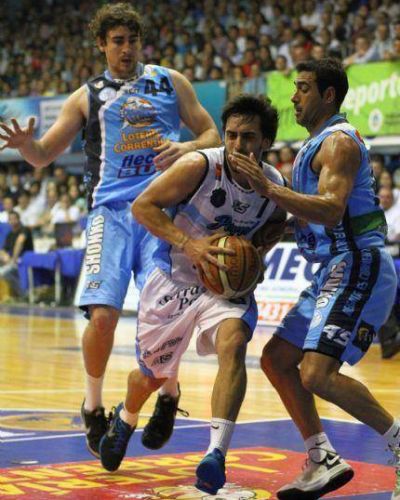 Pe�arol pag� caro sus altibajos ante Regatas