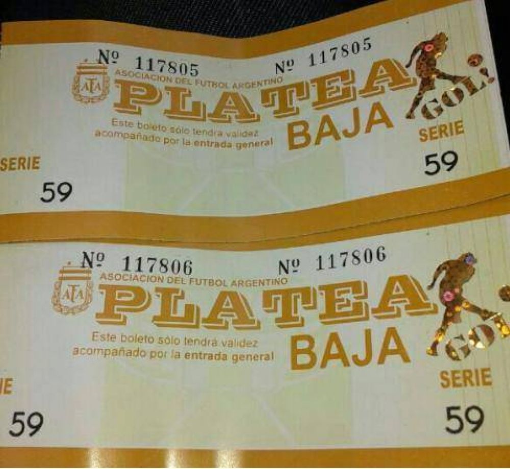Los hinchas de Col�n agotaron las 10 mil entradas