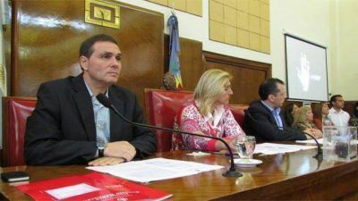Reuni�n urgente de presidentes de bloque: estar�a confirmada la renuncia del secretario del HCD