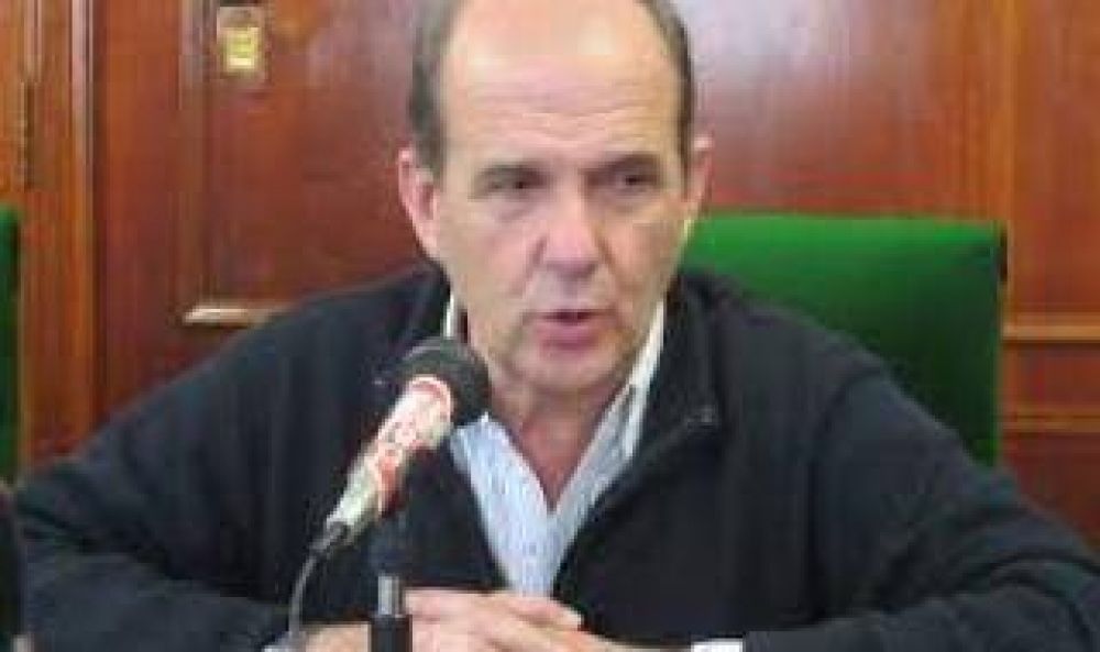 Pehuaj�: Zurro quiere ponerle 