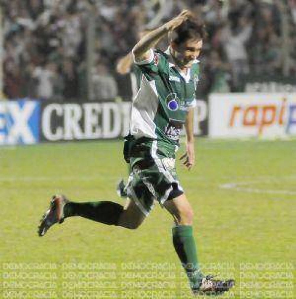 Ariel Su�rez dirigir� Sarmiento-Banfield