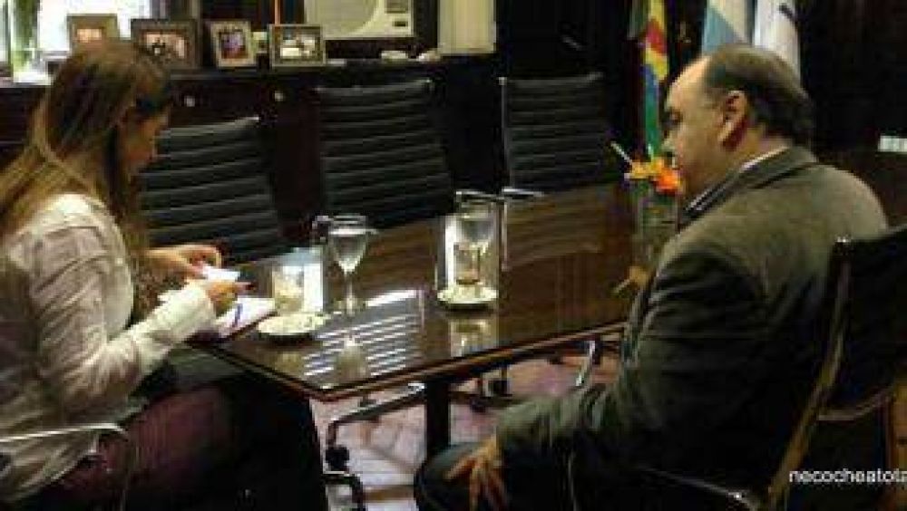 Reuni�n de Vidal con Fundaci�n Banco Provincia