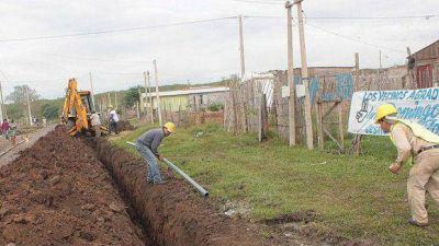 325 Familias del barrio Nueva Esperanza contar�n con agua potable