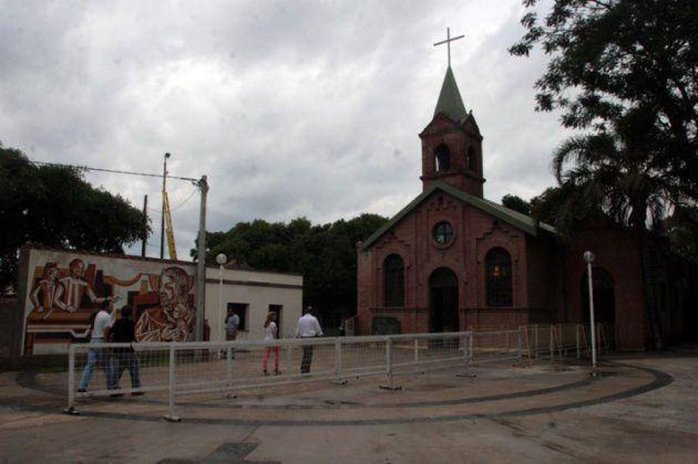 Puerto Tirol espera hoy la visita de m�s de 100000 fieles de Santa Rita
