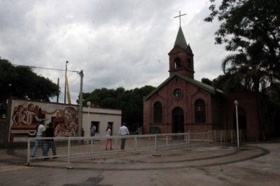 Puerto Tirol espera hoy la visita de m�s de 100000 fieles de Santa Rita