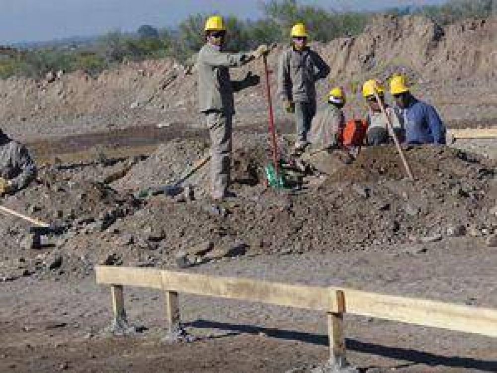  En Caucete comenz� la construcci�n de la Planta de Residuos