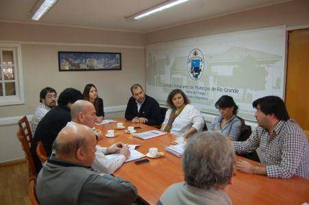 Concejales analizaron el proyecto del pliego del relleno sanitario