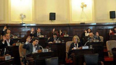 Con el apoyo del massismo, se aprobaron las cuentas