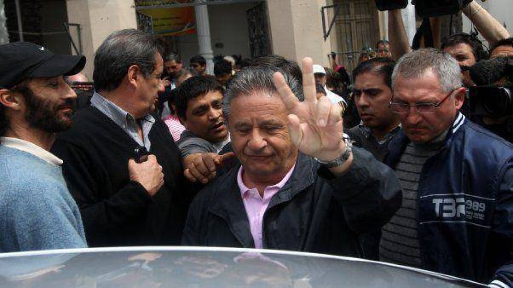 Duhalde le respondi� a Reutemann: 