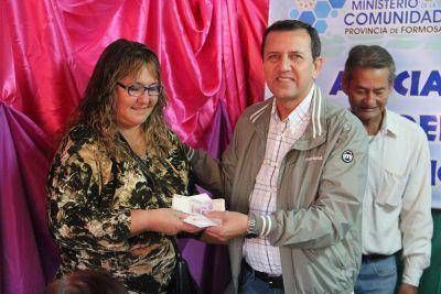 El microcr�dito es una herramienta que permite el crecimiento econ�mico