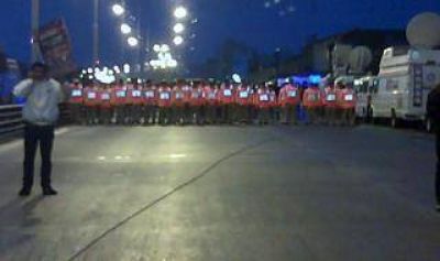 Trabajadores de Calsa y Shell levantaron el corte Puente Pueyrred�n
