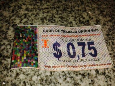Disconformidad por la emisi�n de cuasimonedas para el transporte p�blico