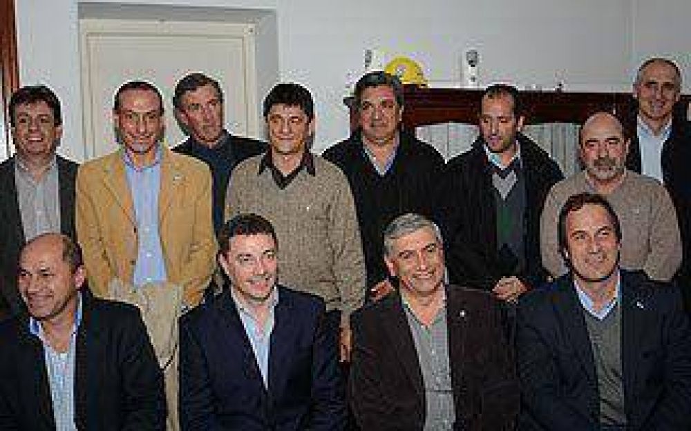 Intendentes kirchneristas se reunieron en Brandsen