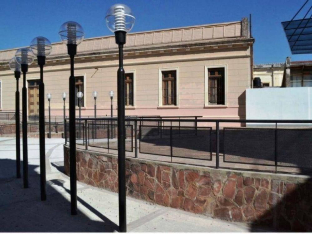 Hoy se inaugura la plaza �Ricardo Vilca�
