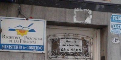 Una joven ser�a inocente pero est� presa por sus compa�eros