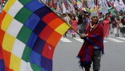 Relanzamiento de las becas �Pueblos originarios 2014�