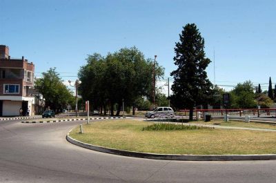Afirman que el inspector maltrat� al chico que lo llev� en el cap�