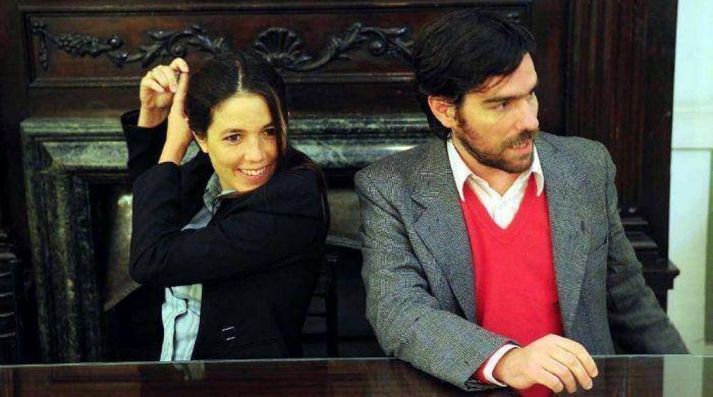 La izquierda pide que los legisladores bajen sus dietas a $8.500