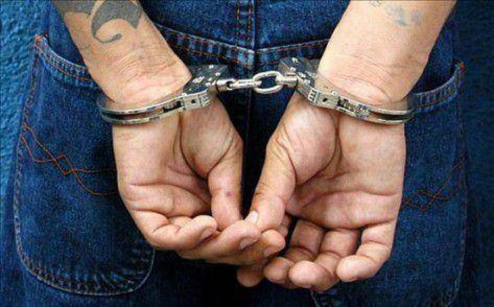 Lincoln: encerr� a dos inspectoras municipales en la c�mara de fr�o de su camioneta y escap�