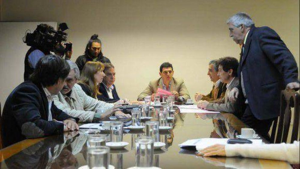 Corren traslado a la acusaci�n contra el fiscal Albaca