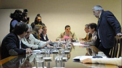 Corren traslado a la acusaci�n contra el fiscal Albaca