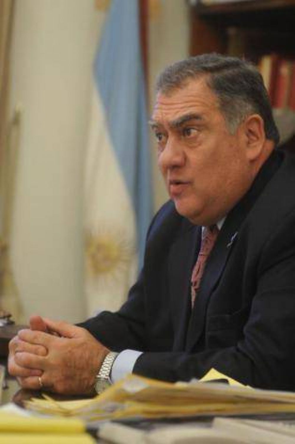 Auxiliares cobrar�an un alivio econ�mico a principios de junio
