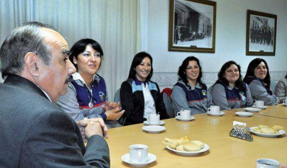 Los diputados aprobaron la renuncia de dos juezas