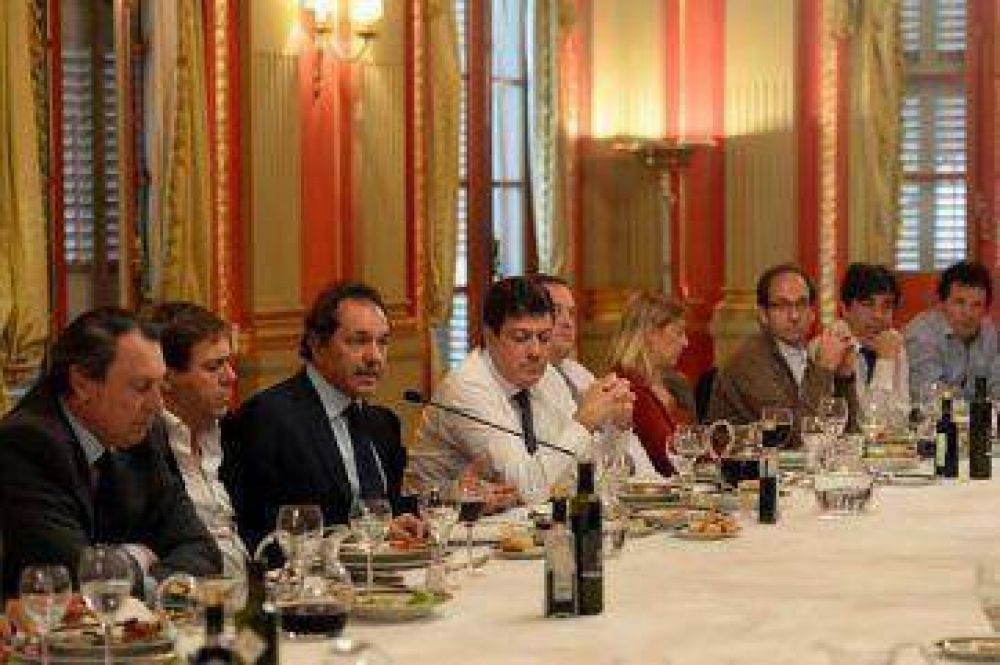 Polic�a: Scioli pide asegurar el tratamiento
