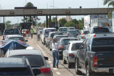 Puente a Paran�: en nueve meses se conocer�n las posibles trazas