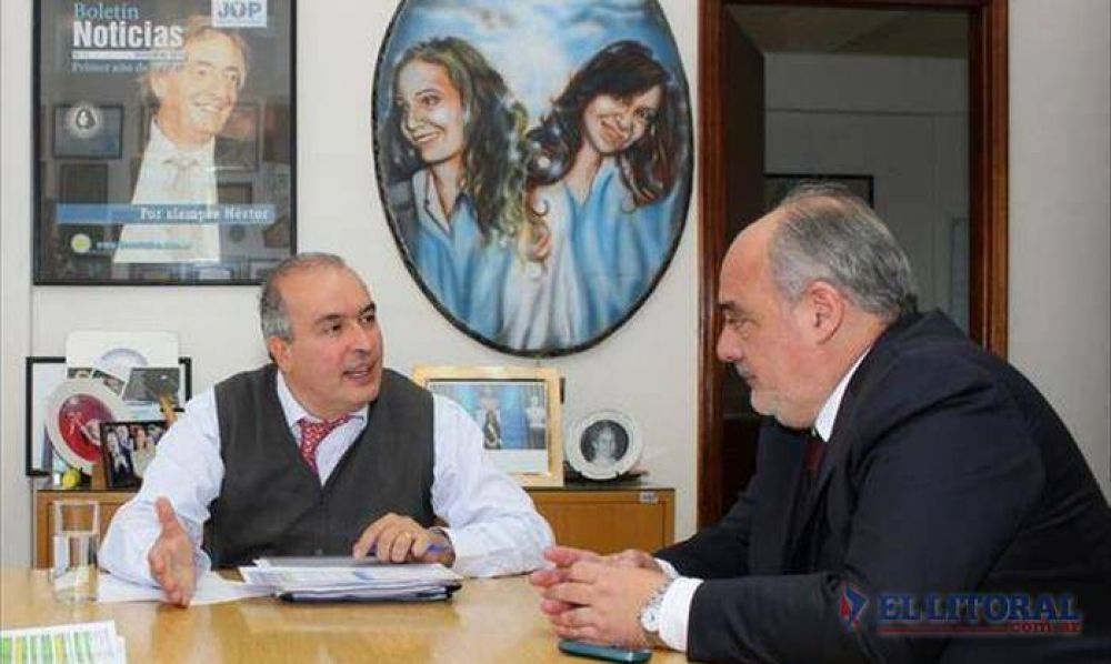 El Gobernador gestiona ante Naci�n un acuerdo para construir m�s viviendas