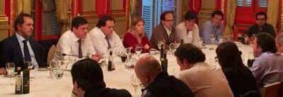 El Vicegobernador Mariotto y el gobernador Scioli compartieron un amuerzo de trabajo con senadores del FpV