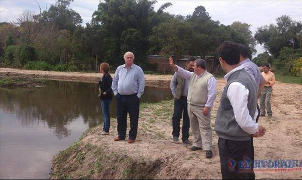 En Santa Ana realizaron tareas de relevamiento para el inicio de obra h�drica