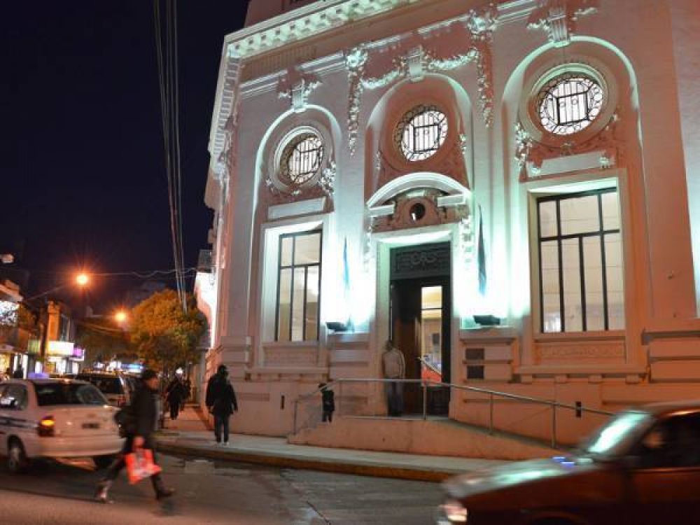Un perito caligr�fico detect� que un decreto municipal lleva la firma falsa de Ponce
