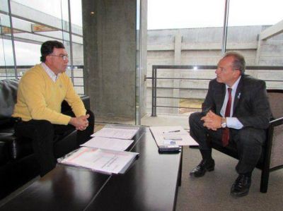 D�Onofrio recibi� al intendente de Santa Rosa